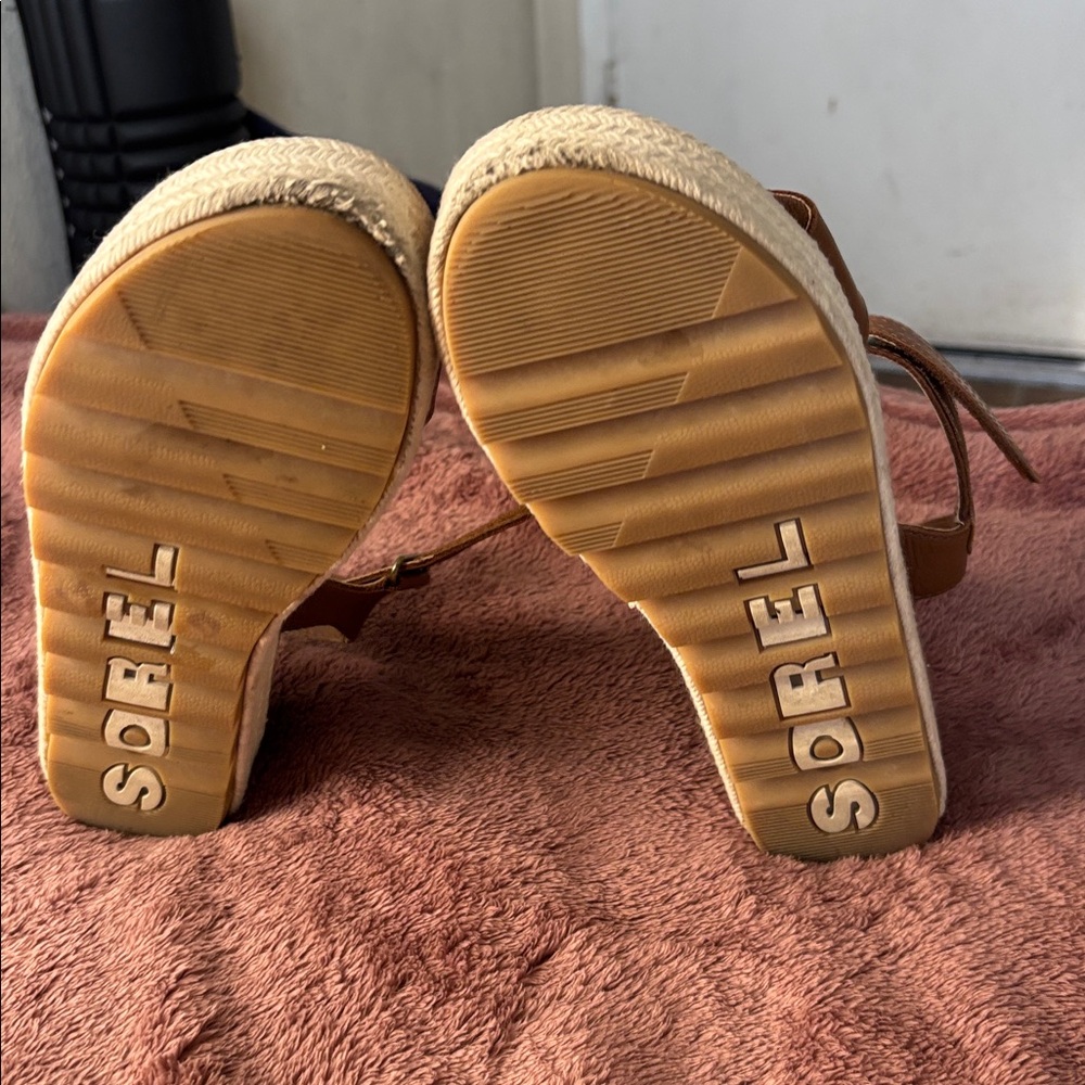 Sorel Tan Espadrille Platform Sandals - Picture 9 of 12
